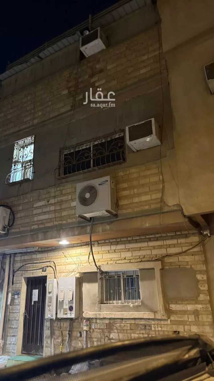 عمارة للبيع في شارع المعز بن باديس, حي أم الحمام الشرقي, مدينة الرياض, منطقة الرياض صورة 2
