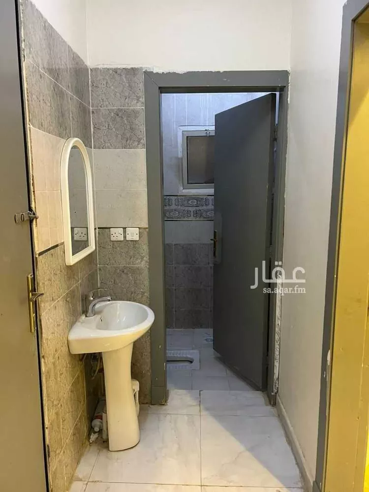 شقة للإيجار في شارع المنذر بن سعيد ، حي بدر ، الرياض ، منطقة الرياض صورة 2