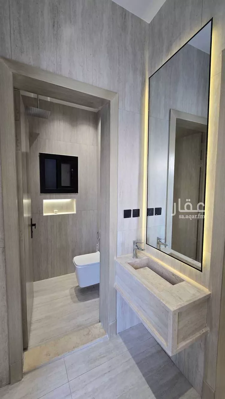 فيلا للبيع في شارع عز الدين ابن فهد ، حي الفروسية ، جدة ، جدة 1 صورة