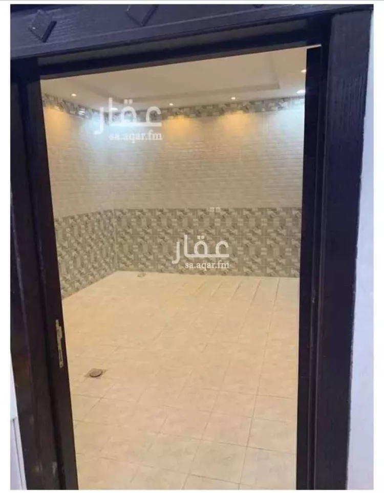 فيلا للبيع في شارع رقم 180 ، حي ظهرة لبن ، الرياض ، منطقة الرياض صورة 2