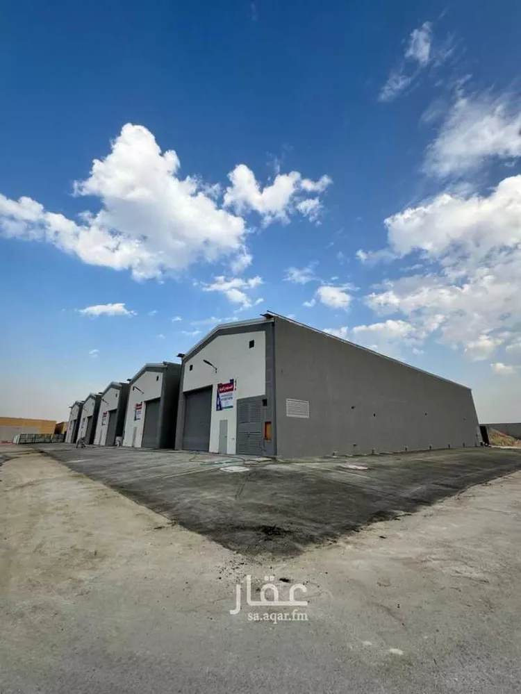 مستودع للإيجار في شارع المديفع, حي طيبة, مدينة الرياض, منطقة الرياض 6