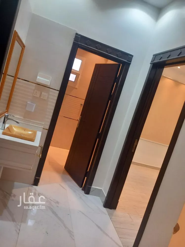 فيلا للبيع في شارع جبل الحسي, حي ظهرة لبن, مدينة الرياض, منطقة الرياض صورة 5