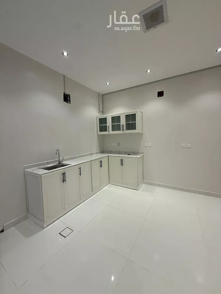 شقة للإيجار في شارع الجوش, حي العقيق, مدينة الرياض, منطقة الرياض صورة 2