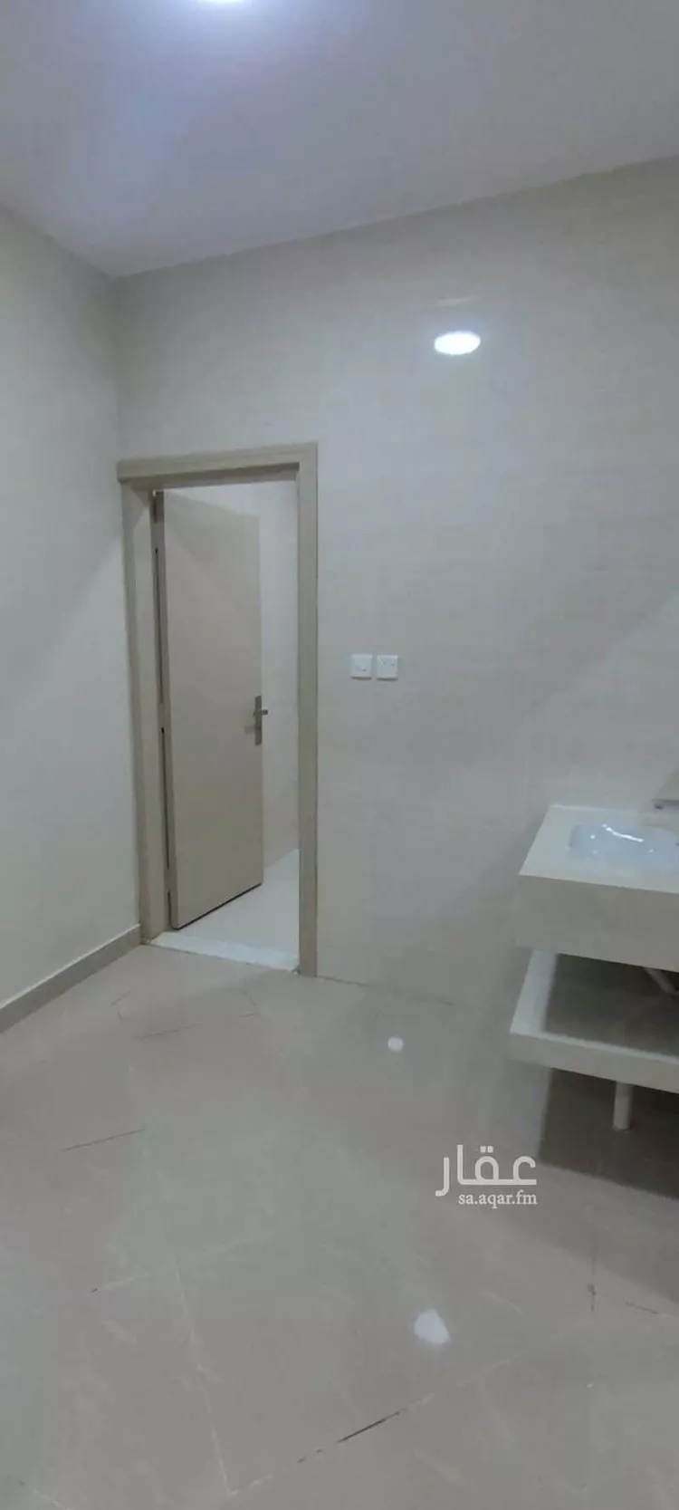 شقة للإيجار في شارع الأمير مساعد بن عبدالرحمن بن فيصل, حي العريجاء الغربي, مدينة الرياض, منطقة الرياض صورة 2