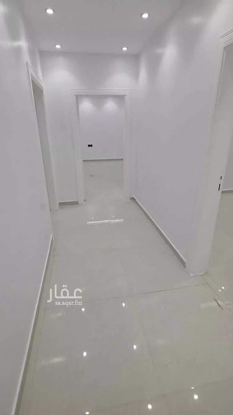 عمارة للإيجار في شارع الشيخ عمر بن سليم, حي الريان, مدينة الرياض, منطقة الرياض صورة 4