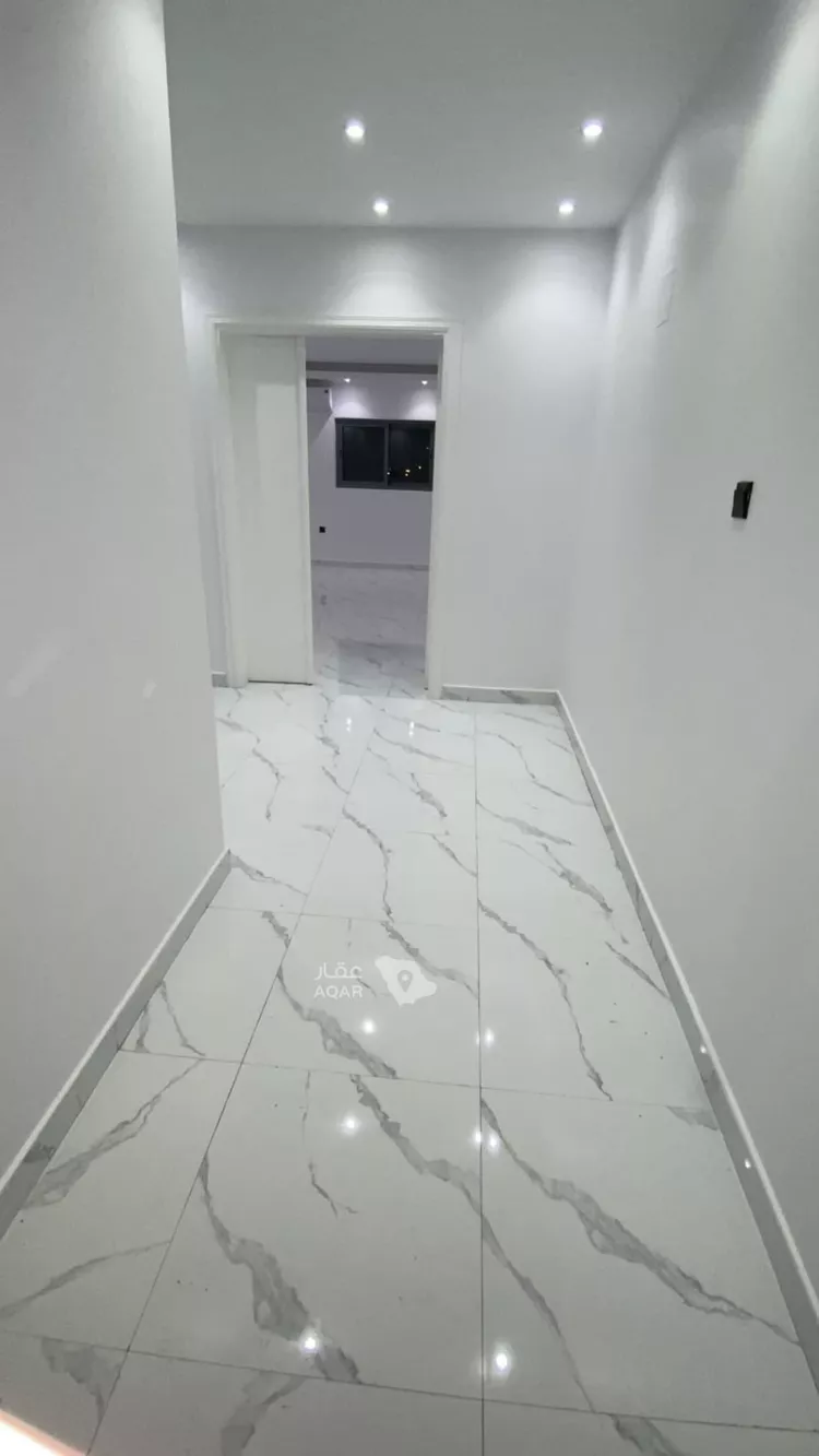 شقة للإيجار في شارع الشيخ عمر بن سليم, حي الريان, مدينة الرياض, منطقة الرياض 11
