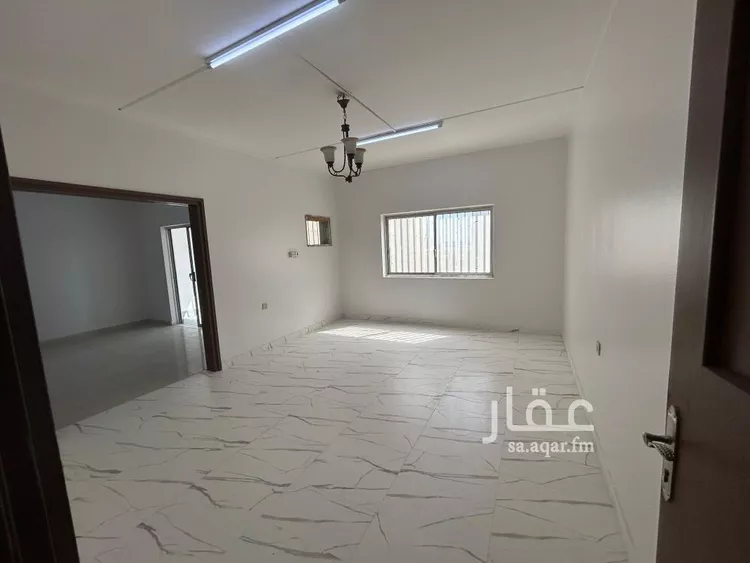 شقة للبيع في شارع ي مجمع الياسمين, حي الإسكان, مدينة الدمام, المنطقة الشرقية صورة 2