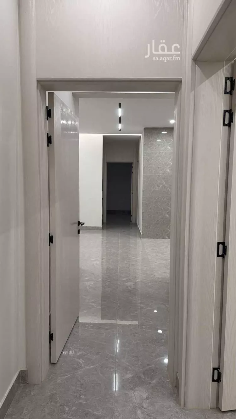 دور للبيع في شارع عبدالرحمن أبي شامة, حي الرمال, مدينة الرياض, منطقة الرياض صورة 3