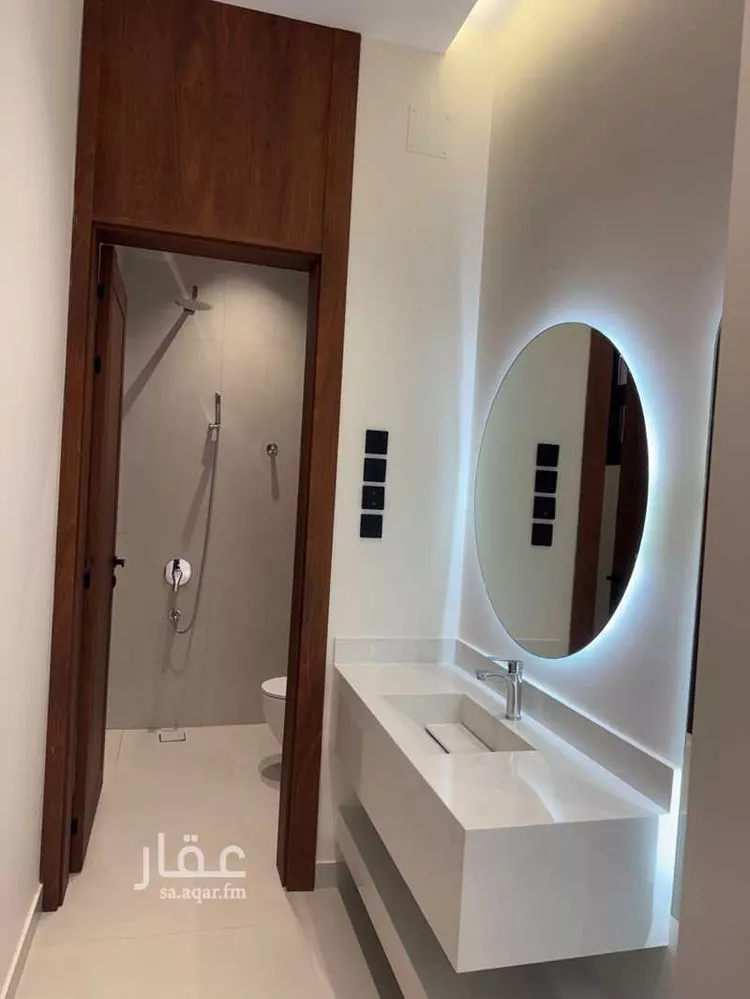 فيلا للبيع في شارع عبدالرحمن عبدالله ابا الخيل, حي الوهلان, مدينة عنيزة, منطقة القصيم صورة 5