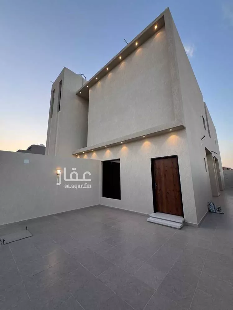 دور للبيع في شارع صنع الله الهندي, حي الفاخرية, مدينة عنيزة, منطقة القصيم