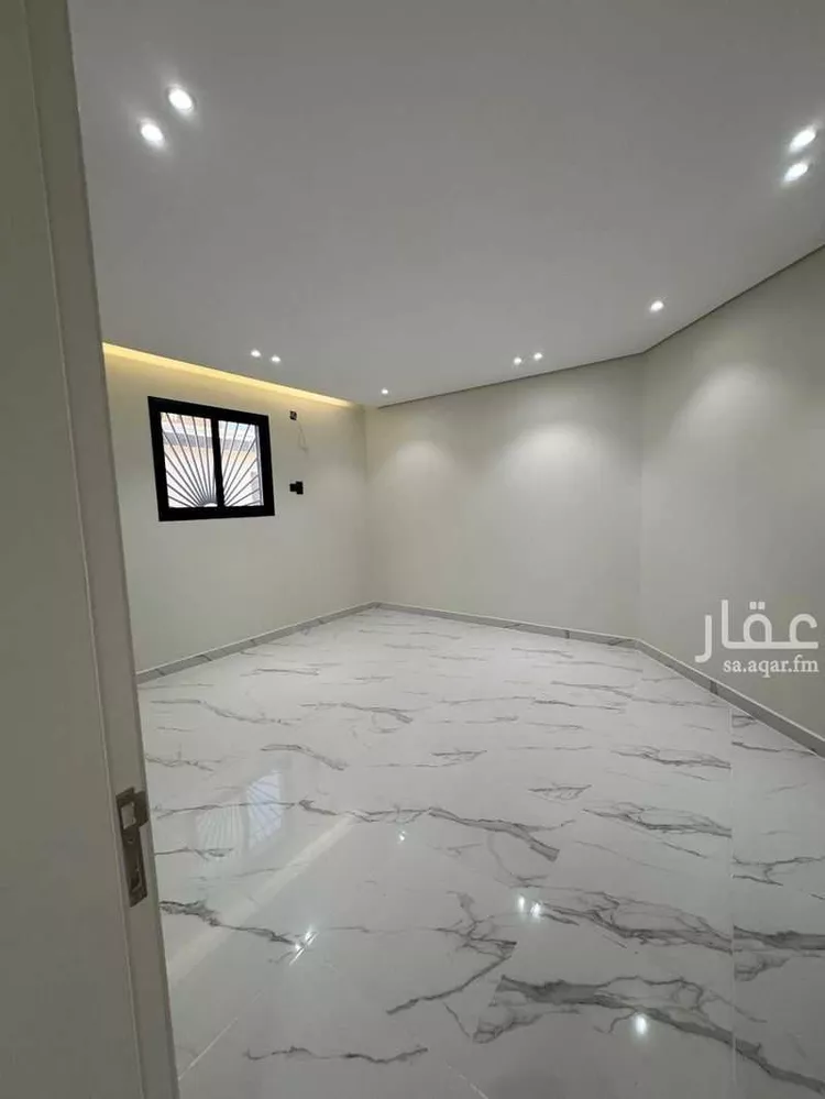 دور للبيع في شارع عبدالله العبسي, حي الملك خالد, مدينة عنيزه, منطقة القصيم صورة 3