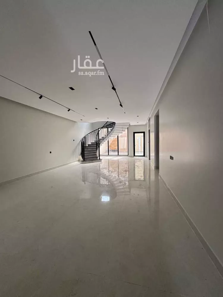 Villa for Sale in Unayzah King Fahd صورة 3