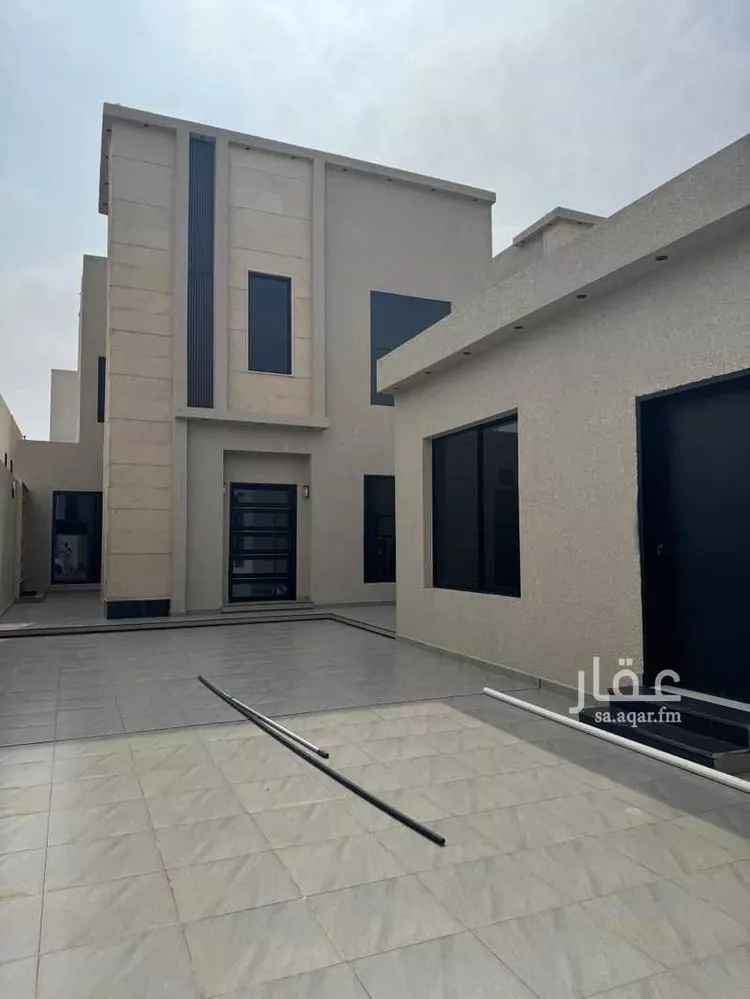 Villa for Sale in Unayzah King Fahd
