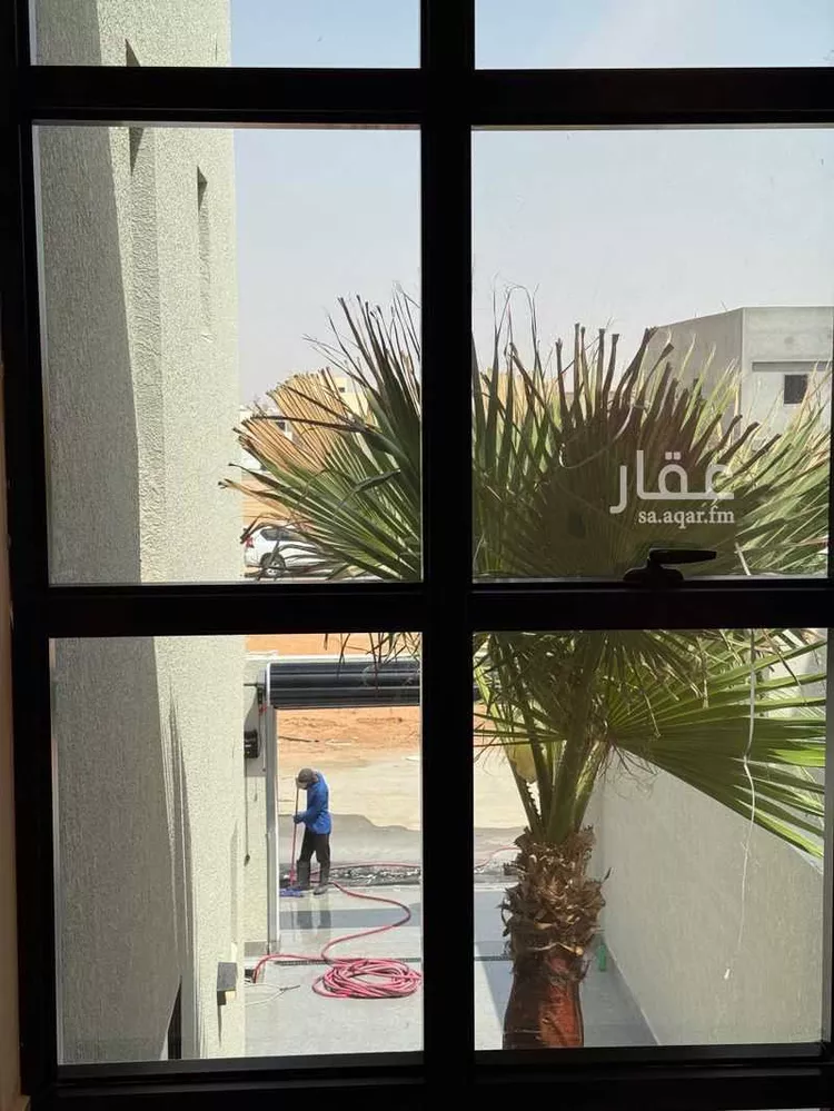 فيلا للبيع في شارع غياث بن فارس, حي الملك فهد, مدينة عنيزه, منطقة القصيم صورة 5