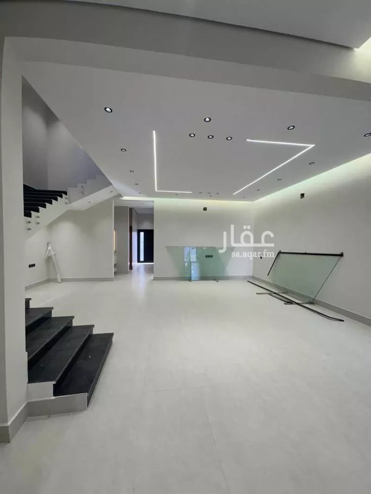 فيلا للبيع في شارع أبو حبيب الأنصاري, حي الملك فهد, مدينة عنيزه, منطقة القصيم صورة 3