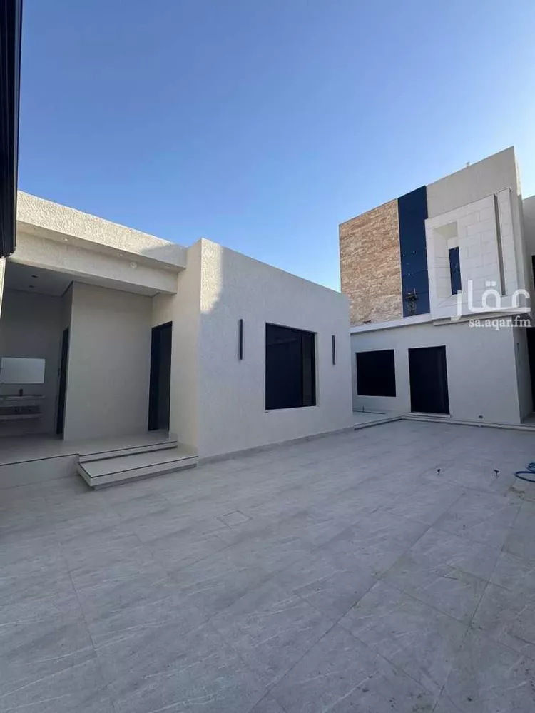 فيلا للبيع في شارع أبو حبيب الأنصاري, حي الملك فهد, مدينة عنيزه, منطقة القصيم