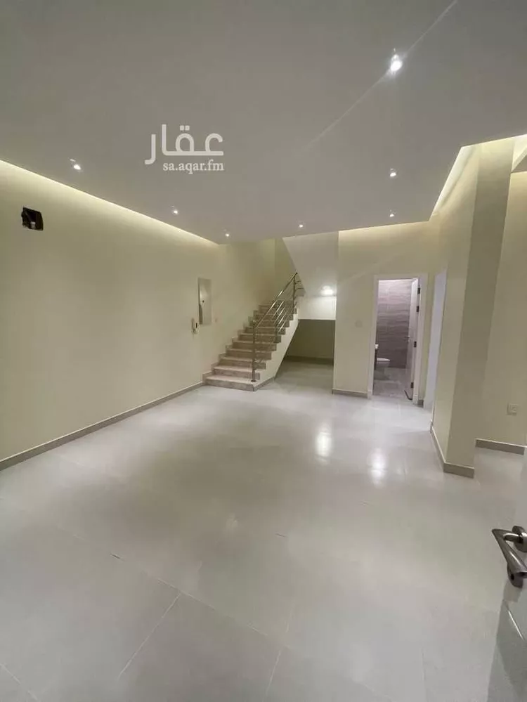 فيلا للبيع في شارع زهير بن ابي سلمة, حي الراكة الشمالية, مدينة الدمام, المنطقة الشرقية صورة 5