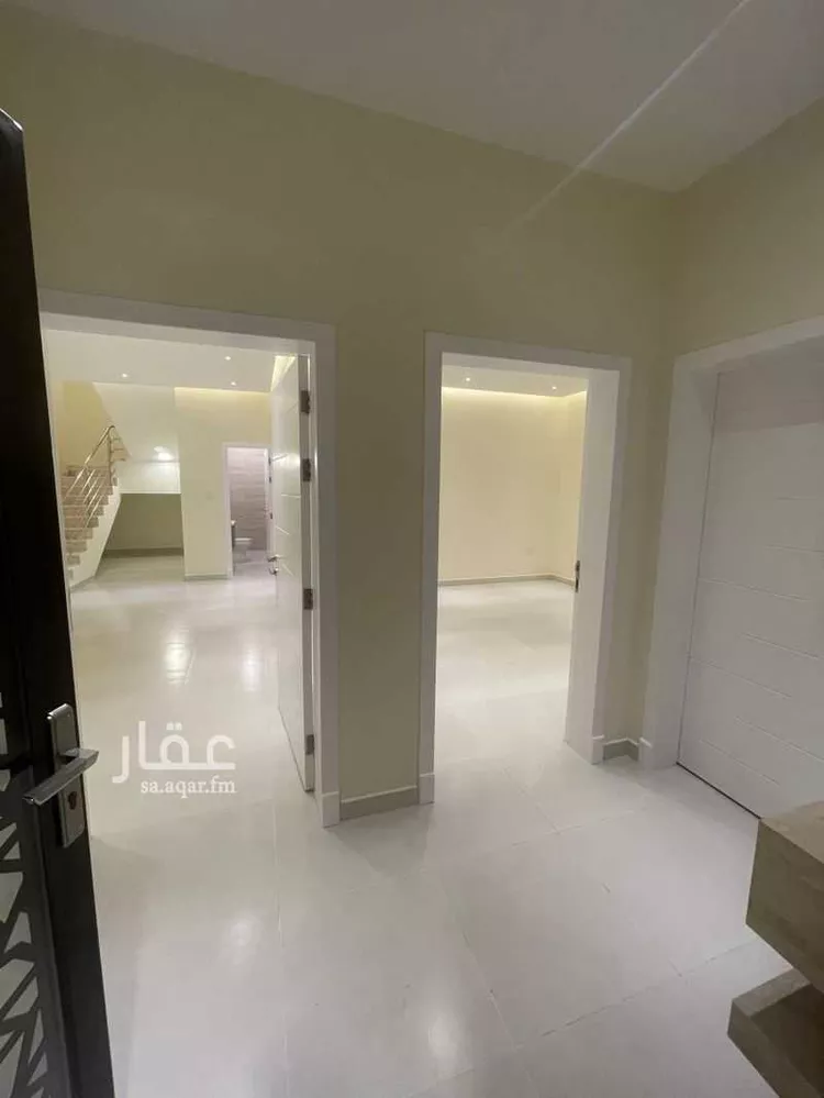 فيلا للبيع في شارع زهير بن ابي سلمة, حي الراكة الشمالية, مدينة الدمام, المنطقة الشرقية