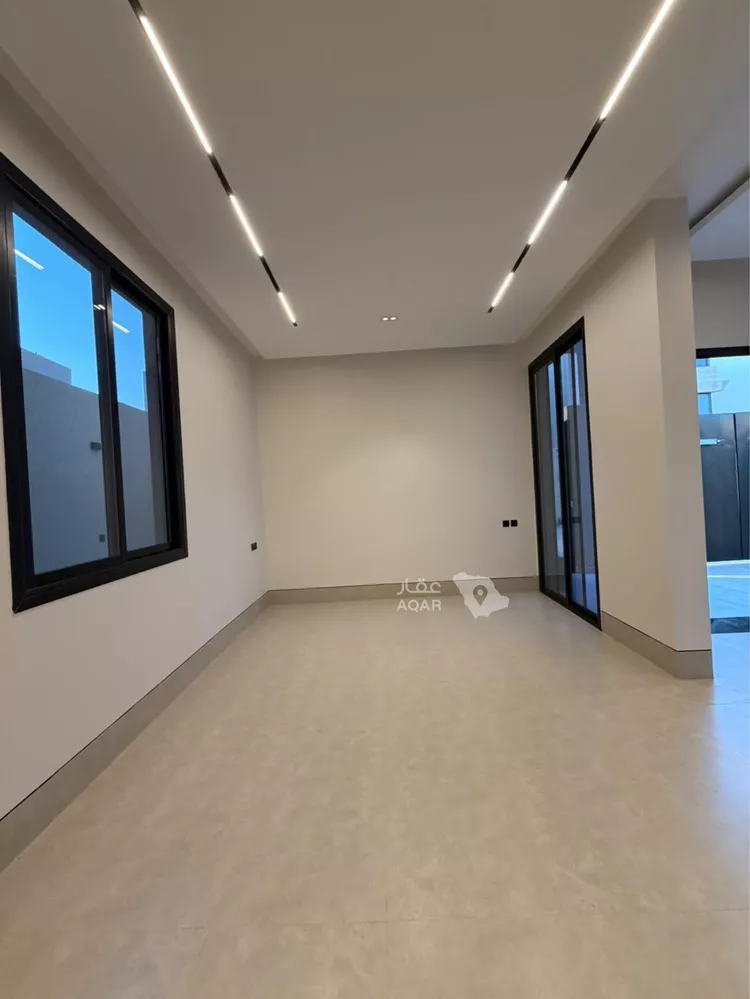 Villa for Sale in Riyadh Al Arid 7