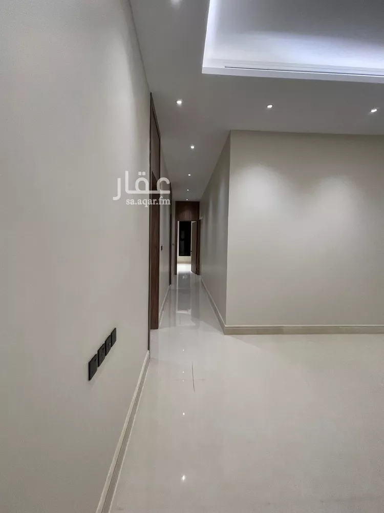 Floor for Sale in Riyadh Al Malqa صورة 3