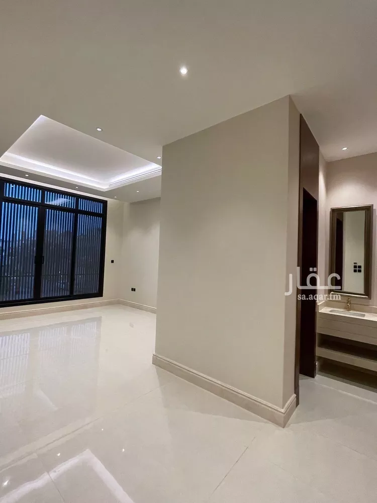 دور للبيع في شارع رقم 422, حي الملقا, مدينة الرياض, منطقة الرياض