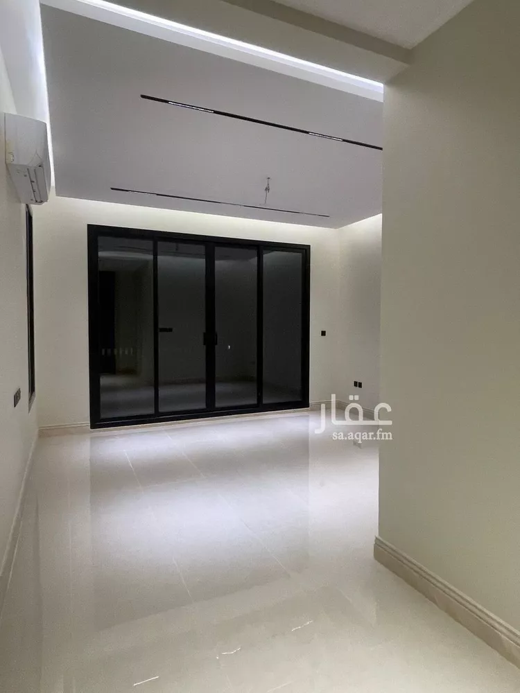 فيلا للبيع في شارع رقم 336, حي الملقا, مدينة الرياض, منطقة الرياض صورة 2