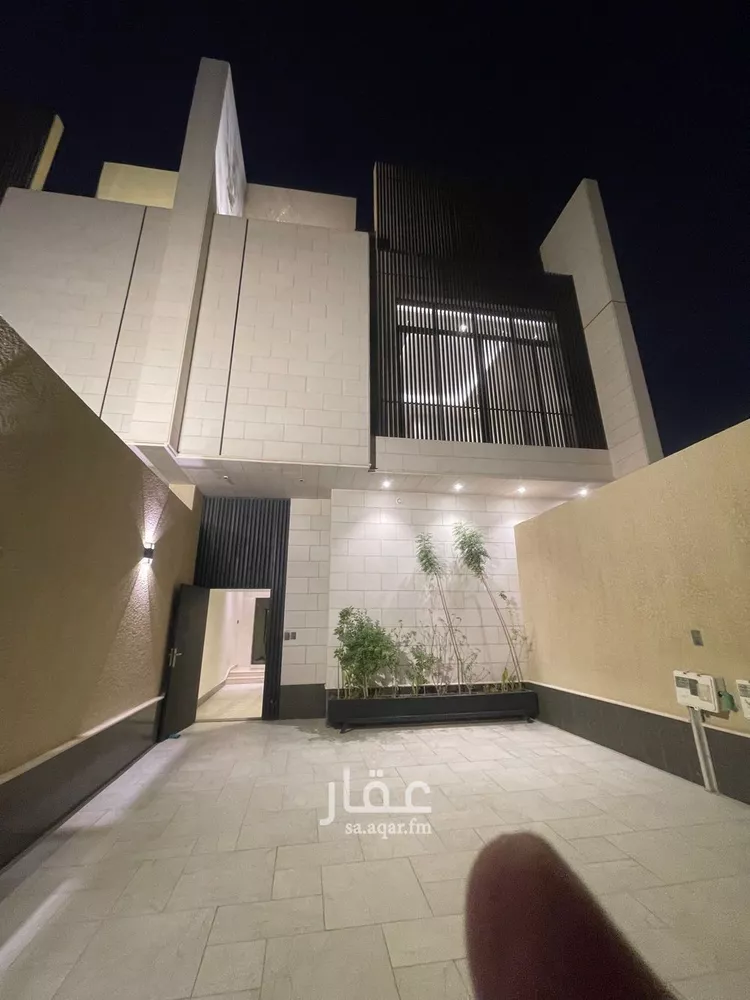 Floor for Sale in Riyadh Al Malqa