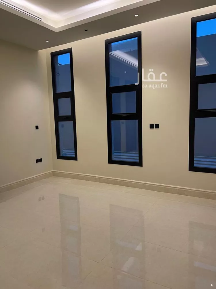 دور للبيع في شارع رقم 336, حي الملقا, مدينة الرياض, منطقة الرياض صورة 3