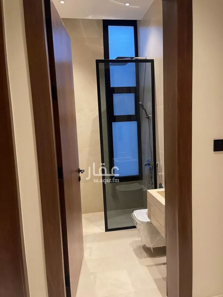 دور للبيع في شارع رقم 336, حي الملقا, مدينة الرياض, منطقة الرياض صورة 2