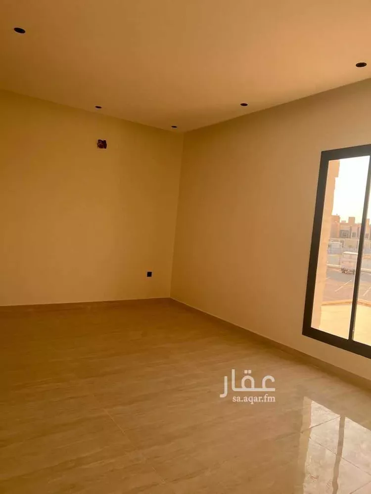 دور للبيع في شارع سراج الدين العسقلاني, حي عكاظ, مدينة الرياض, منطقة الرياض صورة 2