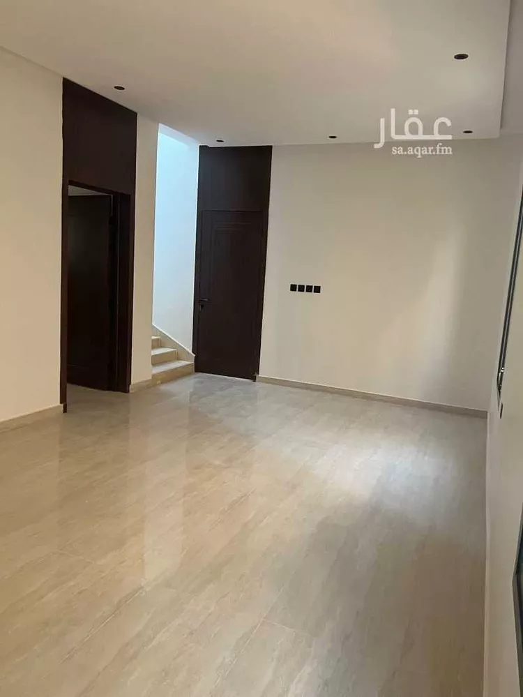 دور للبيع في شارع سراج الدين العسقلاني, حي عكاظ, مدينة الرياض, منطقة الرياض صورة 3