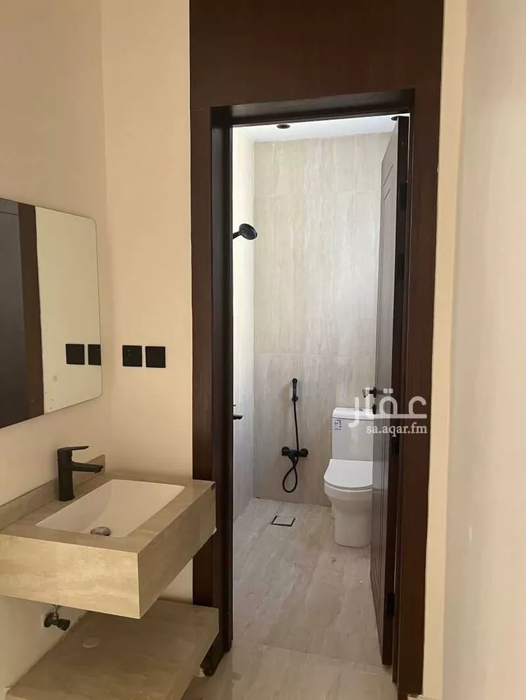 دور للبيع في شارع سراج الدين العسقلاني, حي عكاظ, مدينة الرياض, منطقة الرياض صورة 5