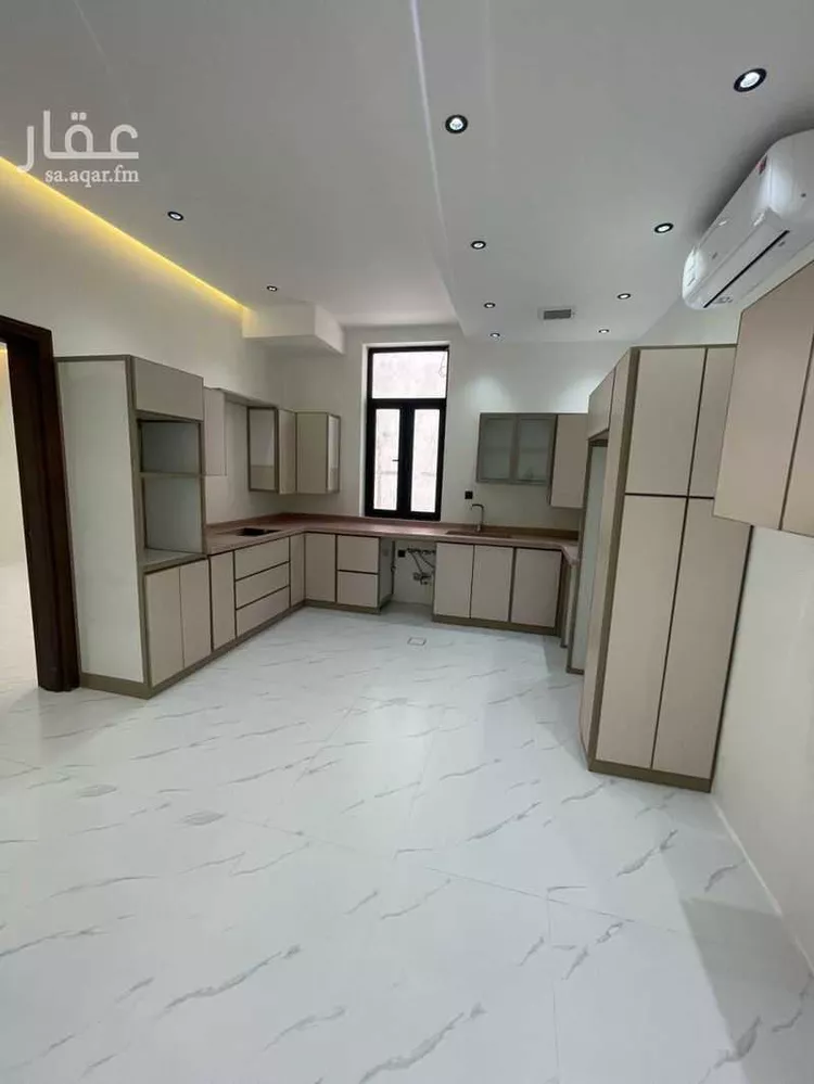 شقة للإيجار في شارع رقم 247, حي الملقا, مدينة الرياض, منطقة الرياض 1 صورة