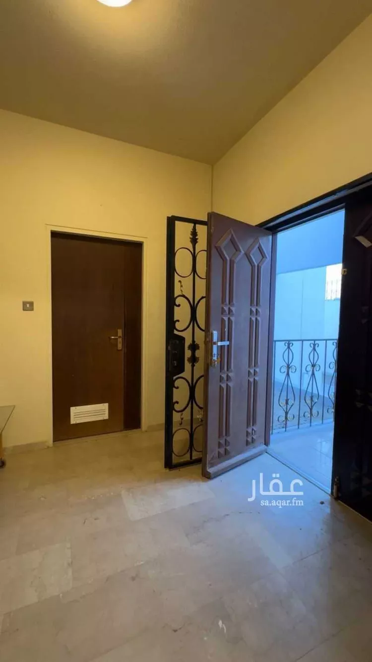 فيلا للبيع في شارع زينب بنت خباب بن الارت, حي وادي مهزور, مدينة المدينه المنوره, منطقة المدينة المنورة صورة 3