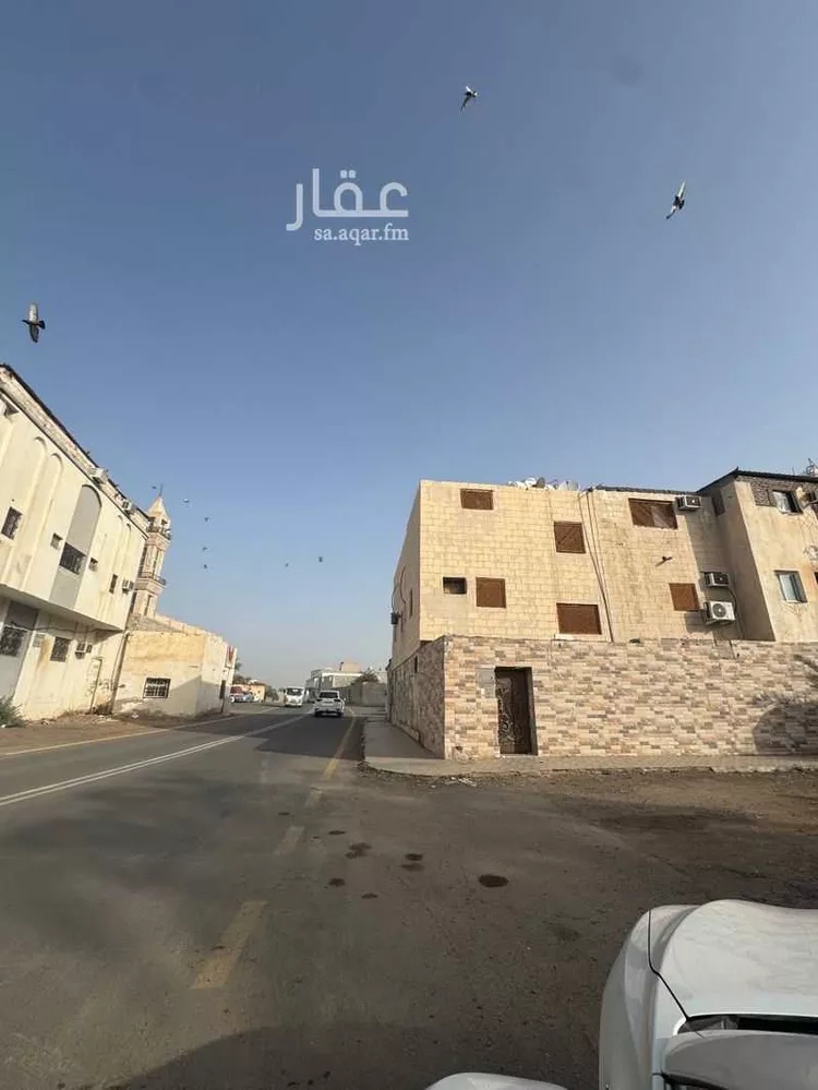 دور للبيع في شارع خديج ابن سلامة, حي العيون, مدينة المدينة المنورة, منطقة المدينة المنورة صورة 2