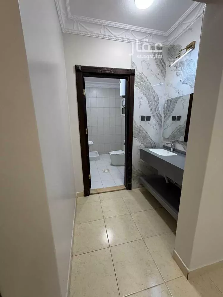 مكتب تجاري للإيجار في شارع الامام مسلم, حي بدر, مدينة الرياض, منطقة الرياض صورة 5