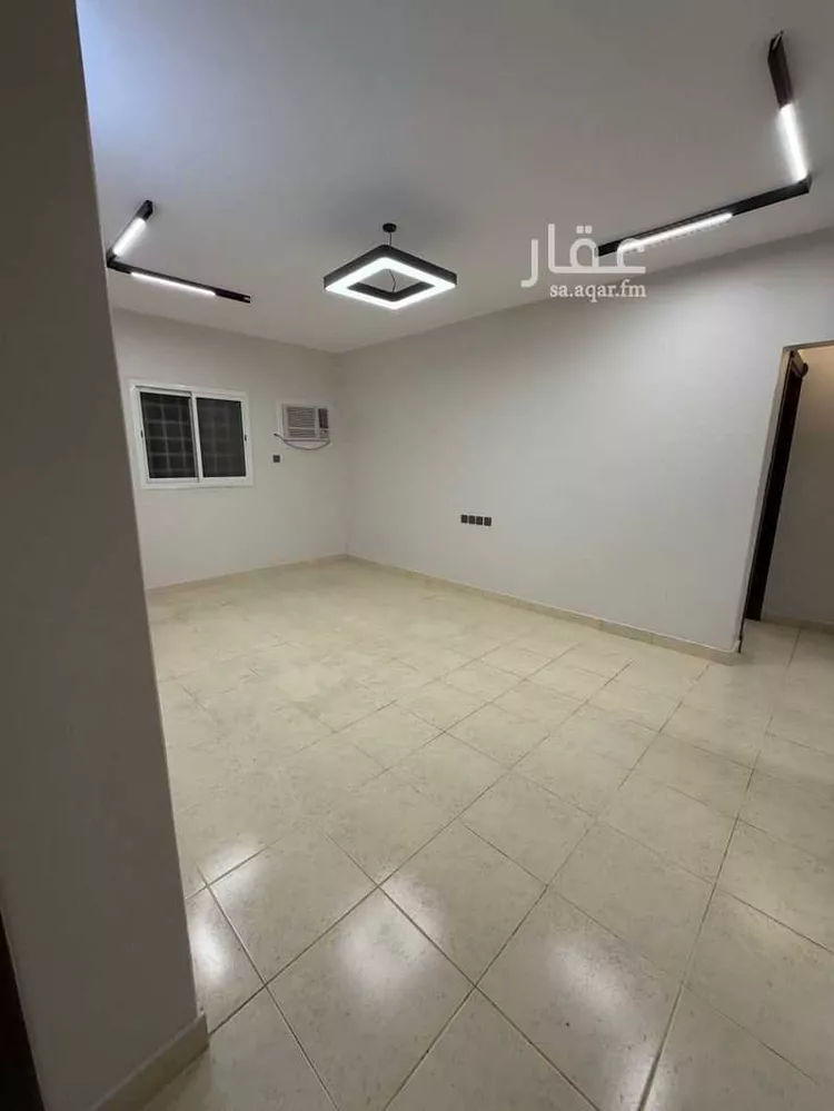مكتب تجاري للإيجار في شارع الامام مسلم, حي بدر, مدينة الرياض, منطقة الرياض صورة 3
