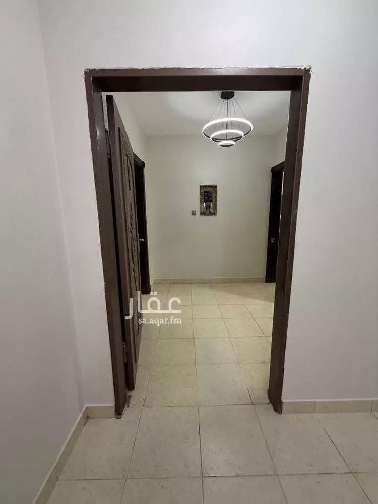 Commercial Office for Rent in Riyadh Badr صورة 3