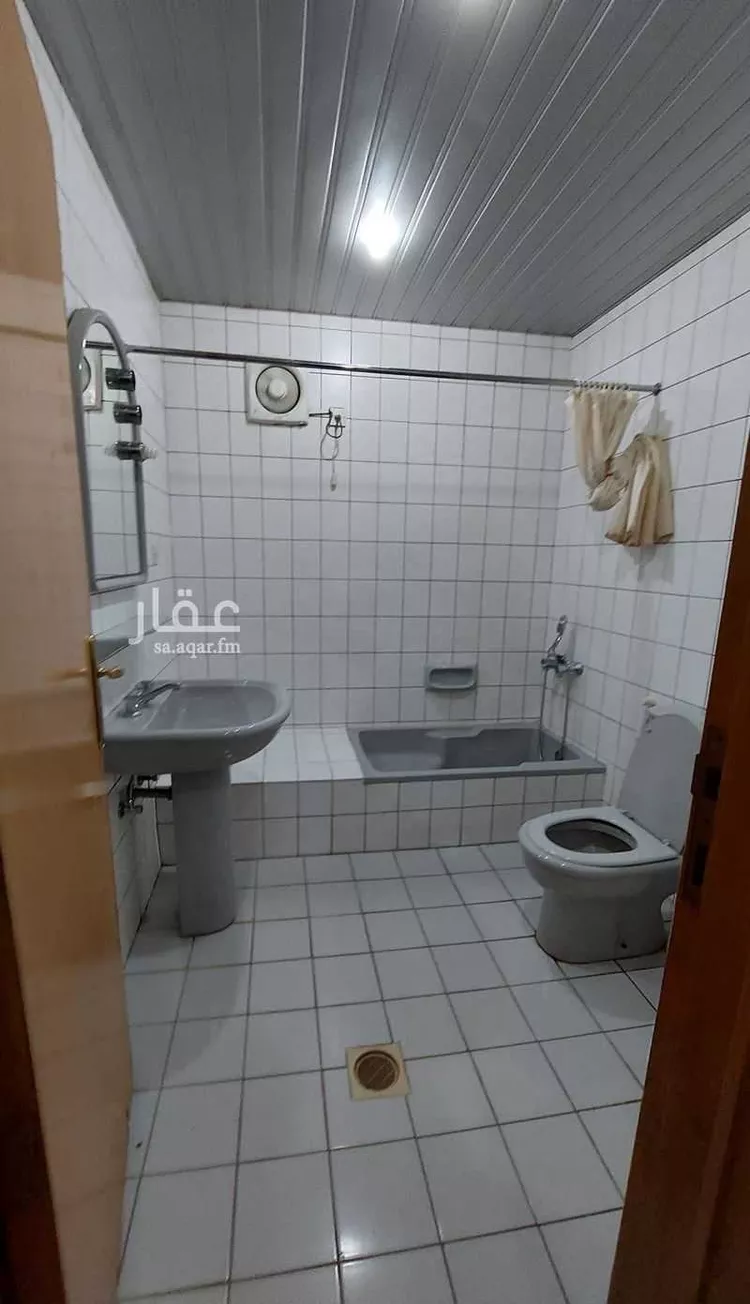 شقة للإيجار في شارع ماجد بن عبدالعزيز, حي الصفاء, مدينة جدة, منطقة مكة المكرمة صورة 3
