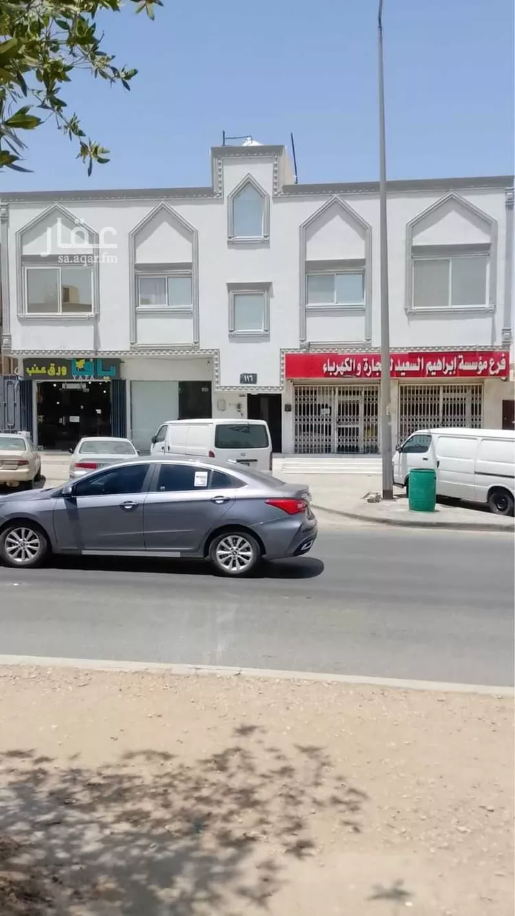 عمارة للإيجار في شارع عائشة بنت ابي بكر, حي السويدي, مدينة الرياض, منطقة الرياض 9