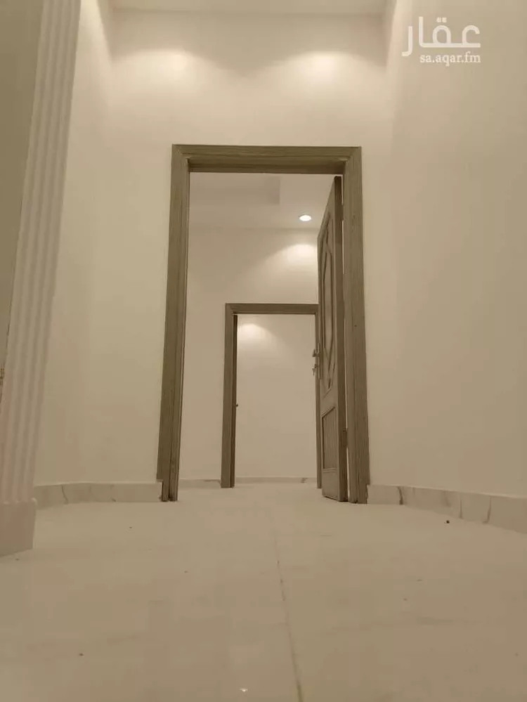 عمارة للإيجار في شارع عائشة بنت ابي بكر, حي السويدي, مدينة الرياض, منطقة الرياض 7