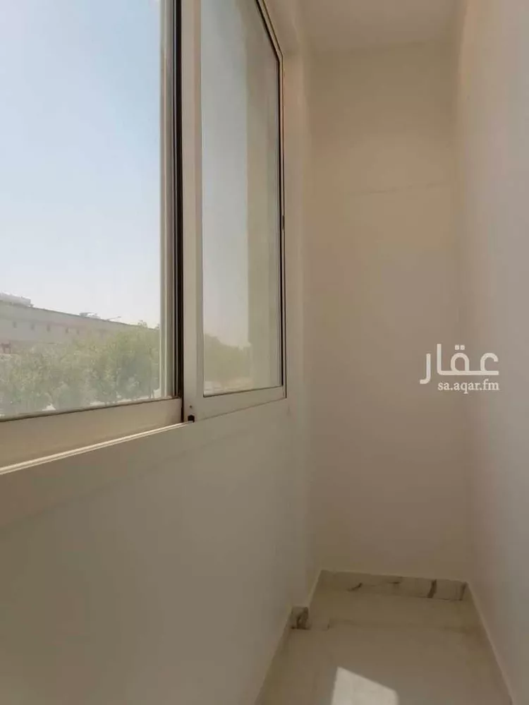 عمارة للإيجار في شارع عائشة بنت ابي بكر, حي السويدي, مدينة الرياض, منطقة الرياض 17