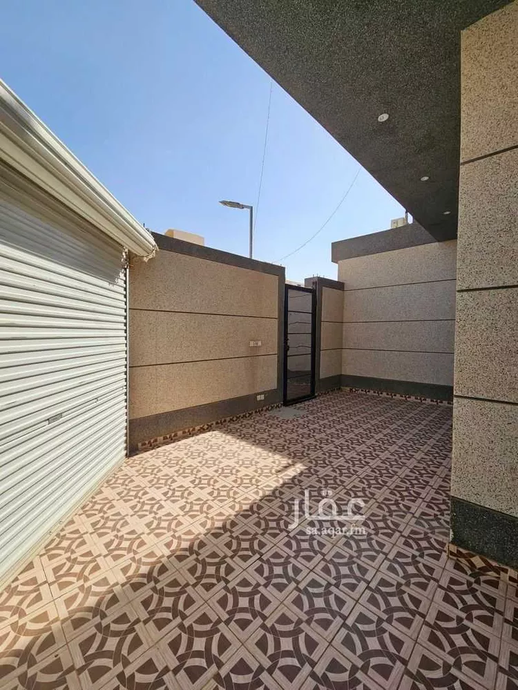 فيلا للبيع في شارع رقم 74 ، حي ظهرة لبن ، الرياض ، منطقة الرياض 11