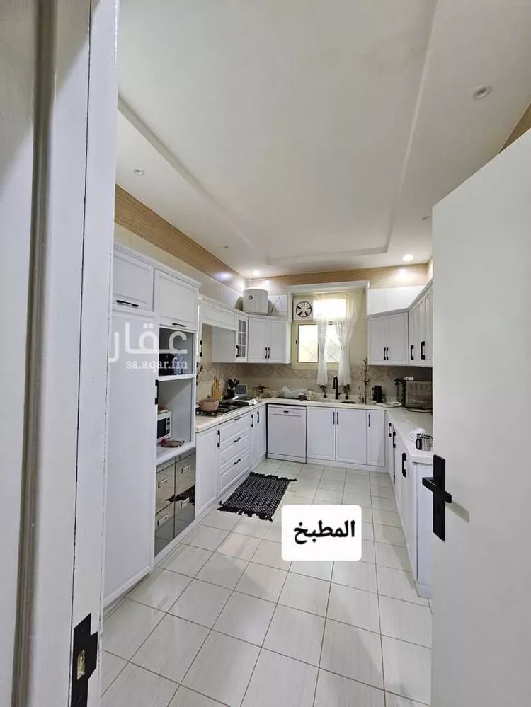 فيلا للبيع في شارع رقم 74 ، حي ظهرة لبن ، الرياض ، منطقة الرياض 9