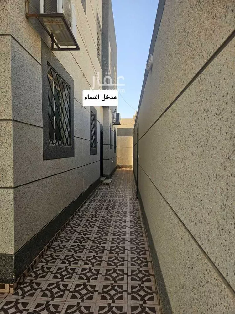 فيلا للبيع في شارع رقم 74 ، حي ظهرة لبن ، الرياض ، منطقة الرياض 10
