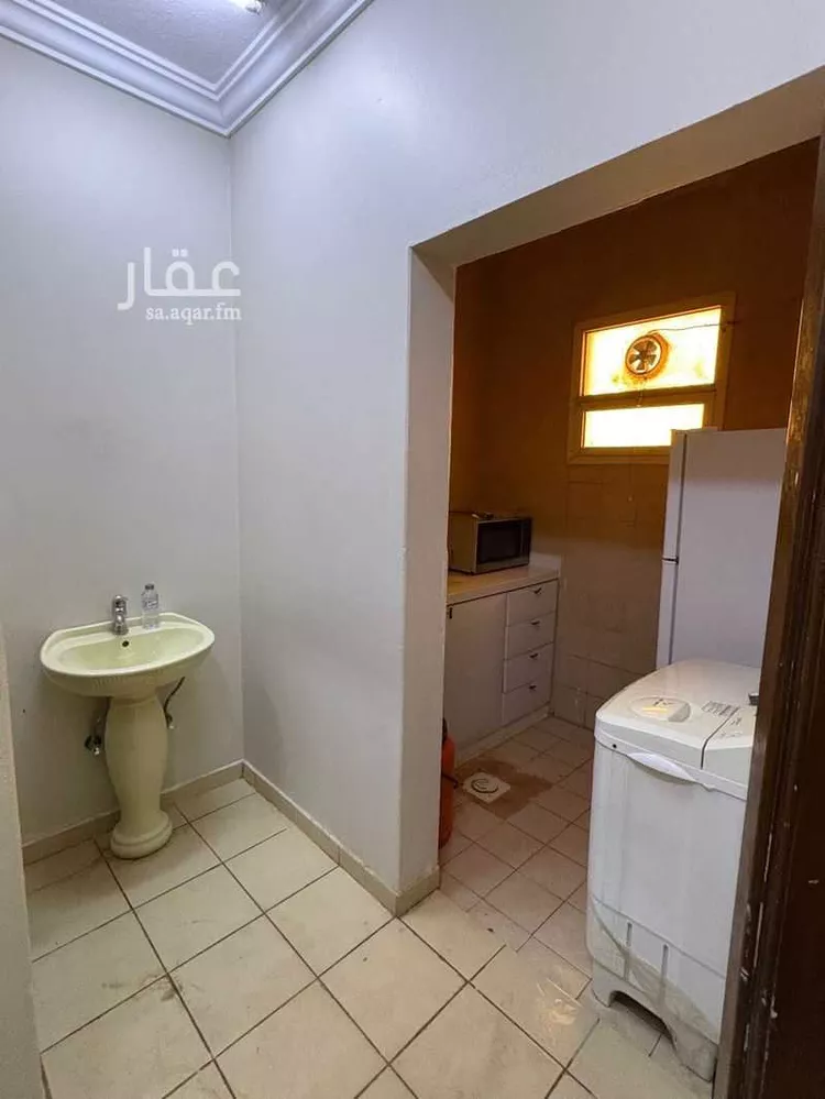 شقة للإيجار في شارع صالح الحريري الأفندي ، ضاحية نمار ، الرياض ، منطقة الرياض صورة 4
