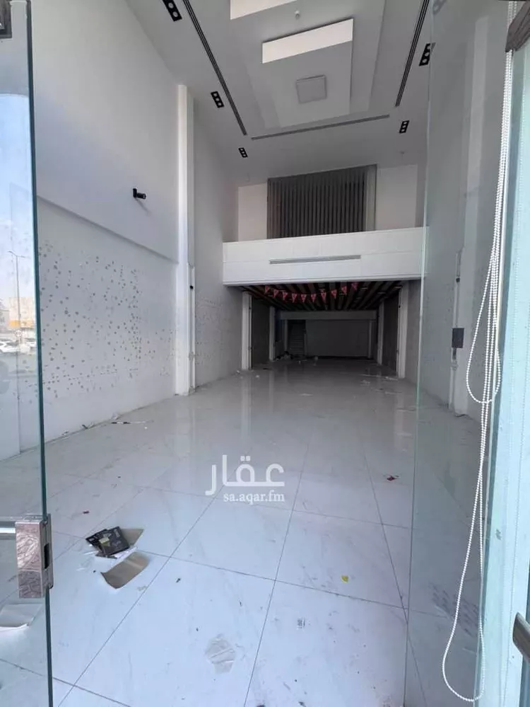 محل للإيجار في شارع عنيزة, حي الروابي, مدينة الرياض, منطقة الرياض