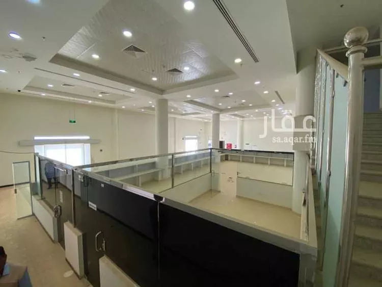عمارة للإيجار في شارع عمر بن الخطاب, حي الروضة, مدينة بريده, منطقة القصيم صورة 3