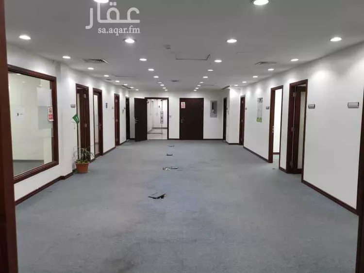 مكتب تجاري للإيجار في شارع عبدالله الهمذاني, حي الملز, مدينة الرياض, منطقة الرياض