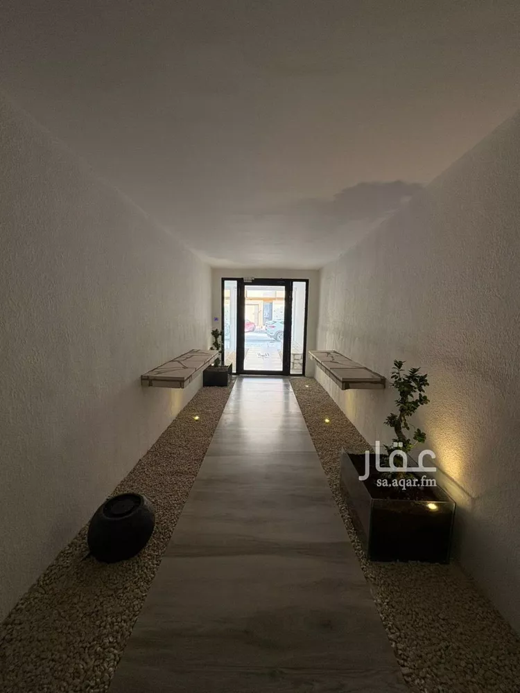 شقة للإيجار في شارع محمد بن عبدالعزيز الدغيثر, حي الملقا, مدينة الرياض, منطقة الرياض صورة 2